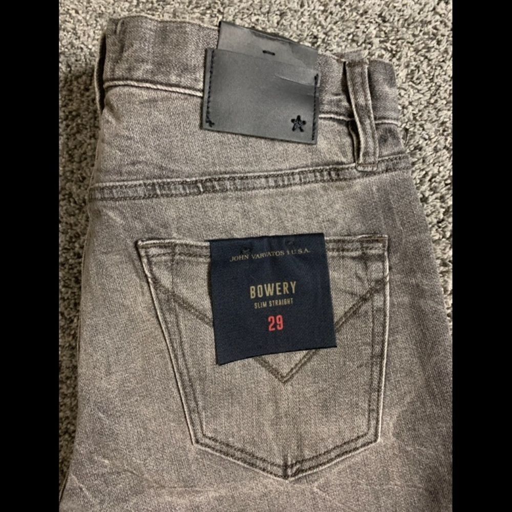 NWT John Varvatos Bowery slim strait jeans. 29 - Picture 6 of 7